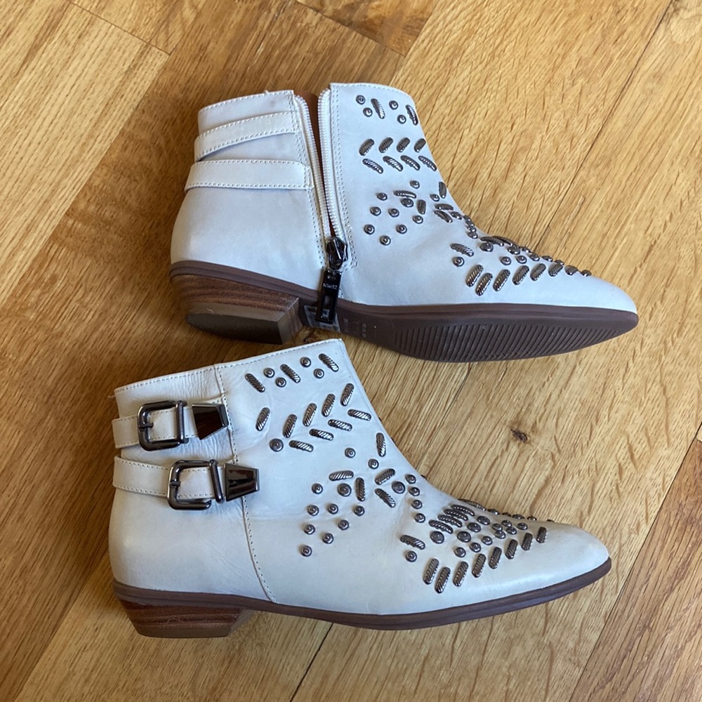 Stylish Cream Ankle Boots